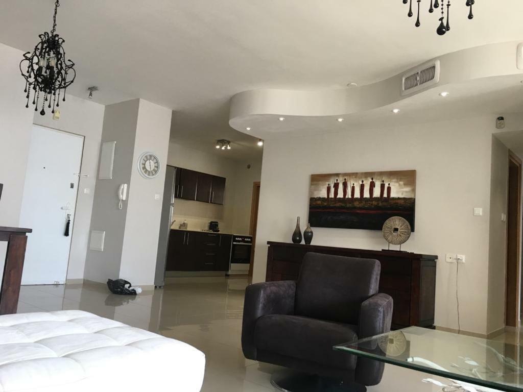 Apartment 2 Bedrooms Central Location Ashdod Dış mekan fotoğraf