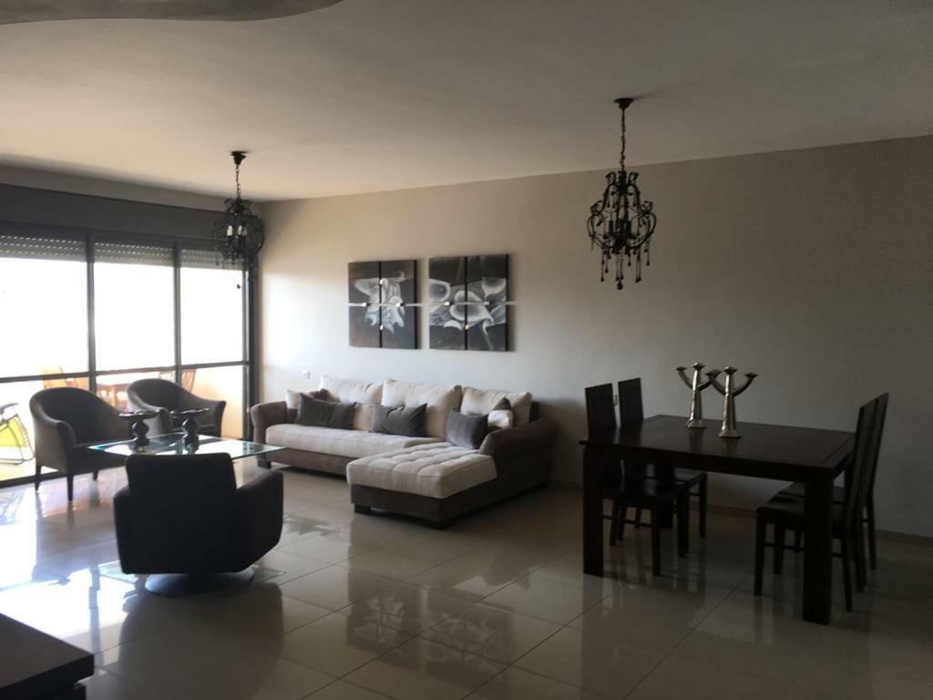 Apartment 2 Bedrooms Central Location Ashdod Dış mekan fotoğraf